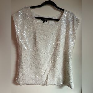 NWOT BLACK GOLD BRAND LOVELY SEQUINS TOP